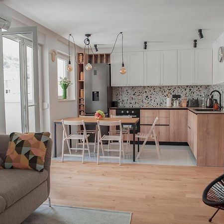 Apartment Vito Omiš Zewnętrze zdjęcie